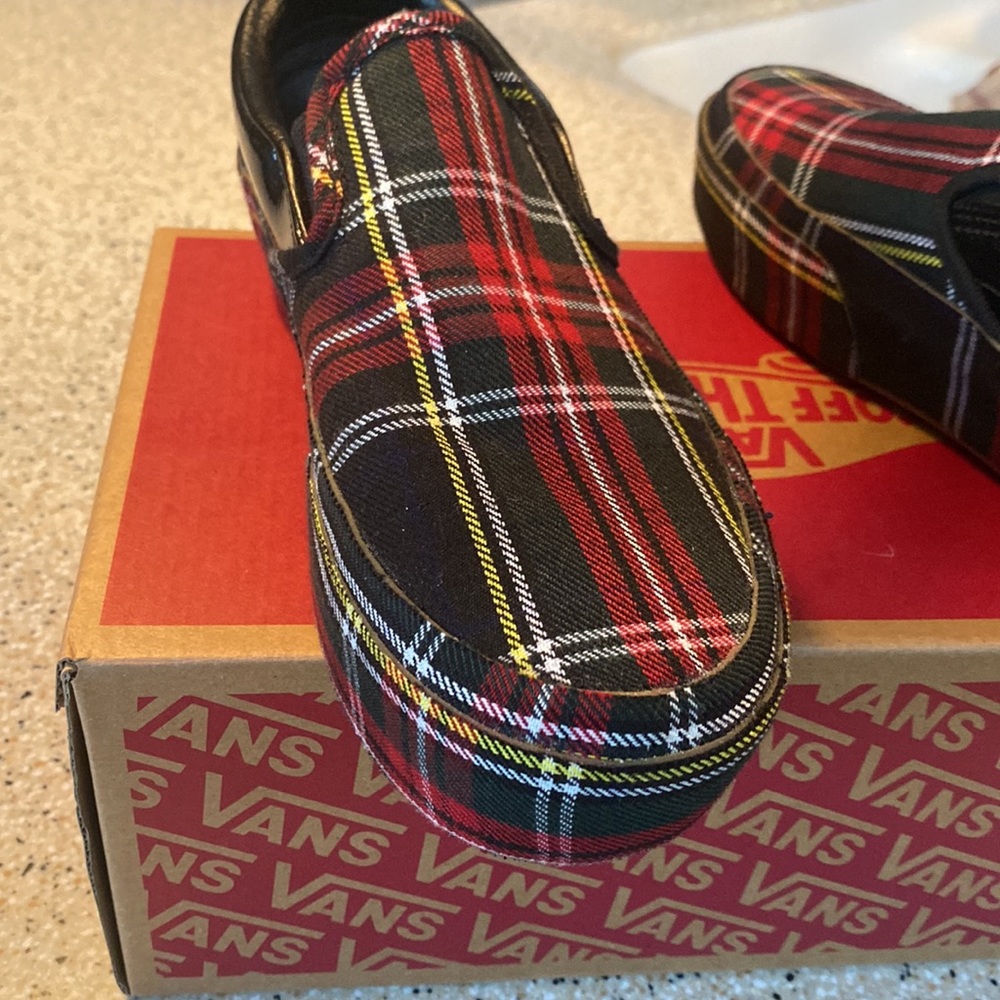 Vans - Picture 7 of 7